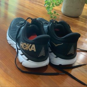 Hoka Clifton Sevens